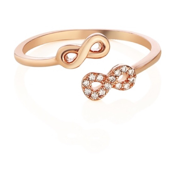 rose gold diamond infinity ring - Picture 2 of 3